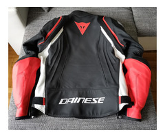 Мото яке Dainese Avro 4 Leather Jacket Black/White/Red Size 56 - Image 3/5